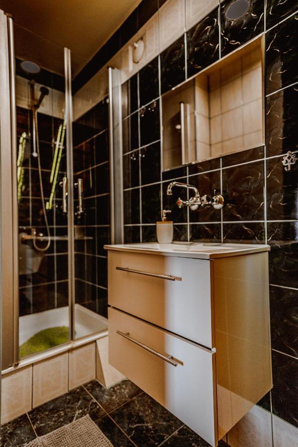Apartament Gazdowski Bukowina Tatrzanska Bagian luar foto